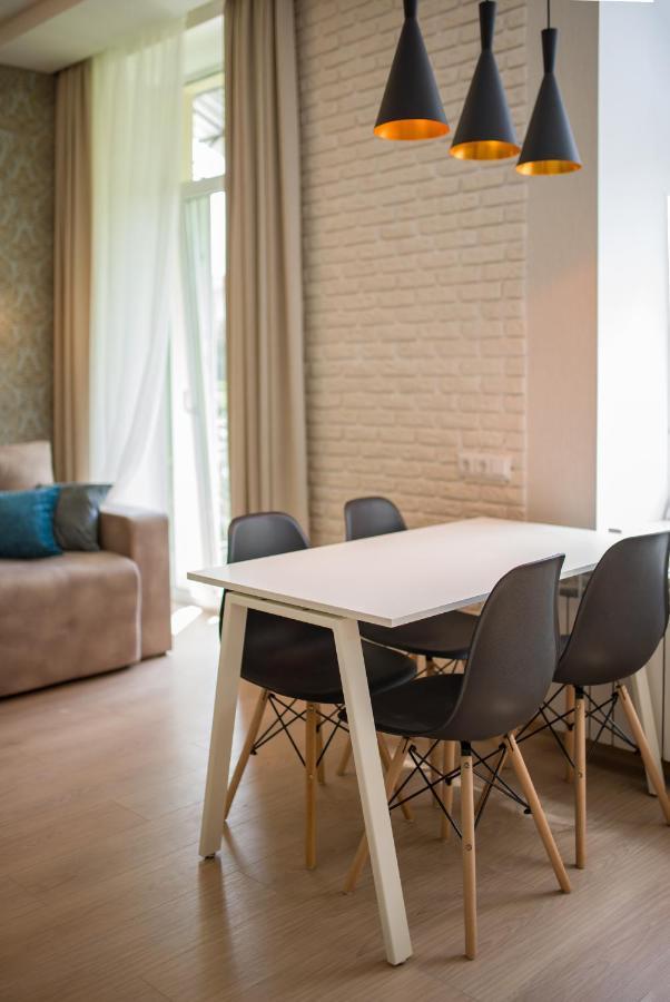 Modern Apartmeents Near Central Park Полтава Екстер'єр фото